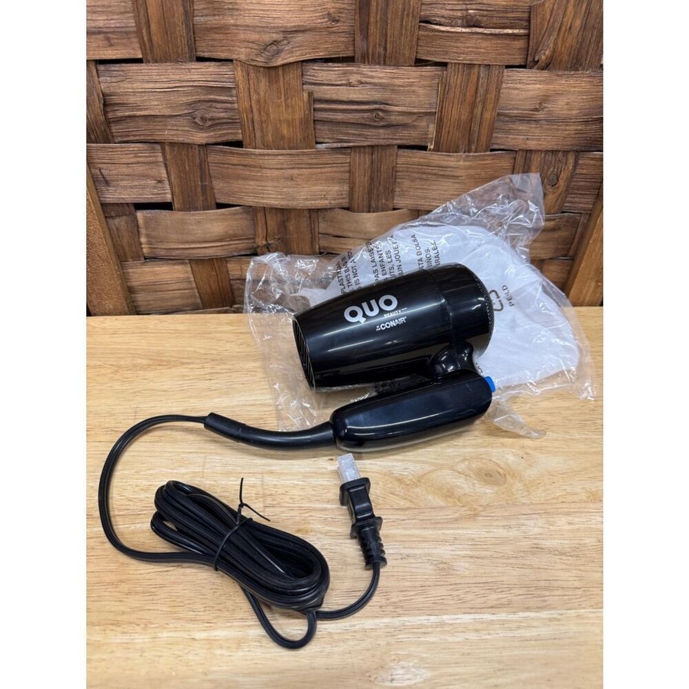 Conair Quo Compact Travel Hair Dryer in Black